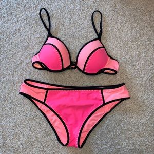 Victoria’s Secret bikini